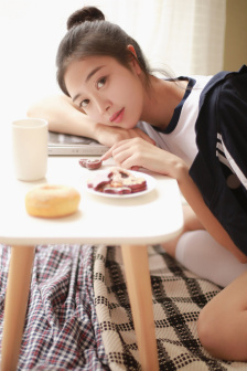《我的漂亮老师2》免费播放